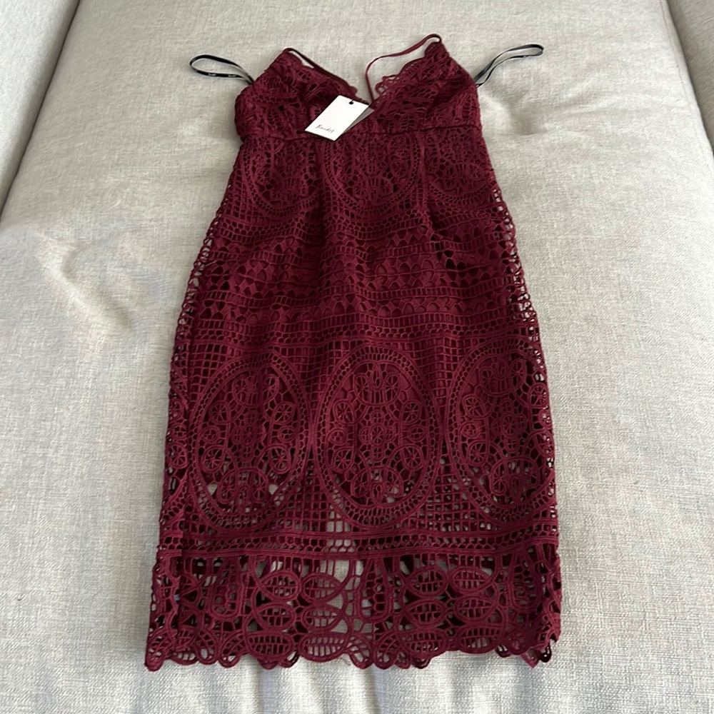 Cherry lace Bardot size small/6 NEW WITH TAGS